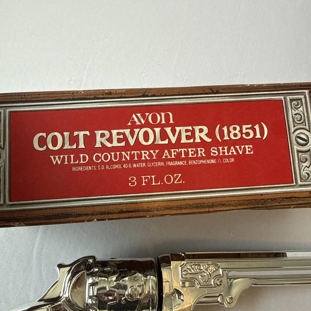 Vtg 1970s Avon Colt Revolver 1951 Wild Country After Shave Decanter Empty Box